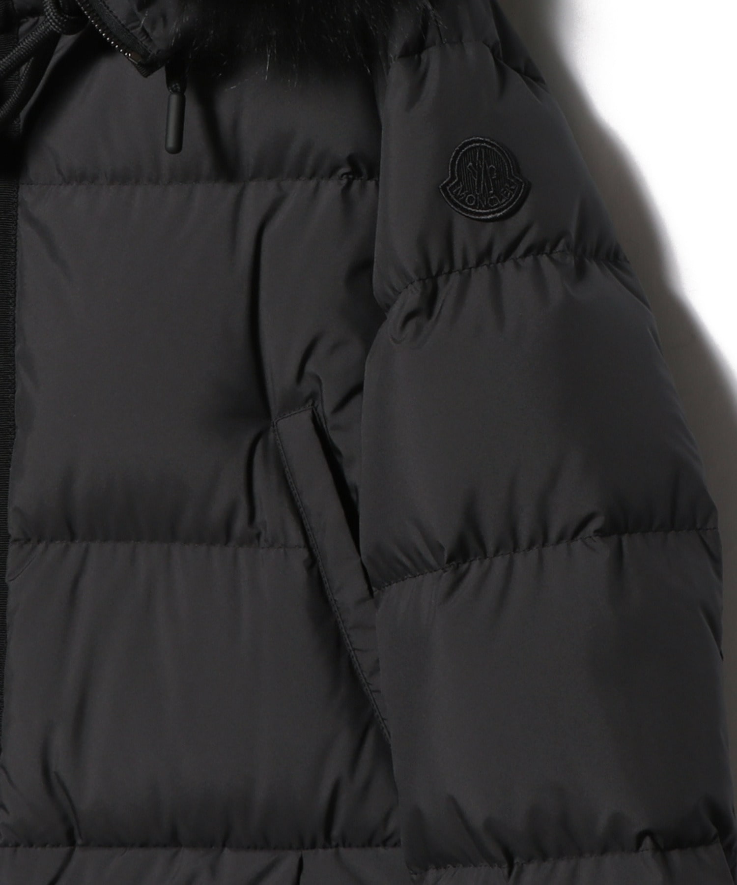 MONCLER / LOCUSTELLE ショートダウンジャケット｜ESTNATION ONLINE